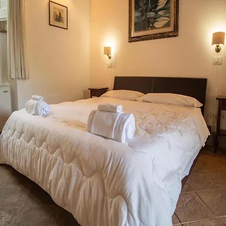 Cosy With Garden 公寓